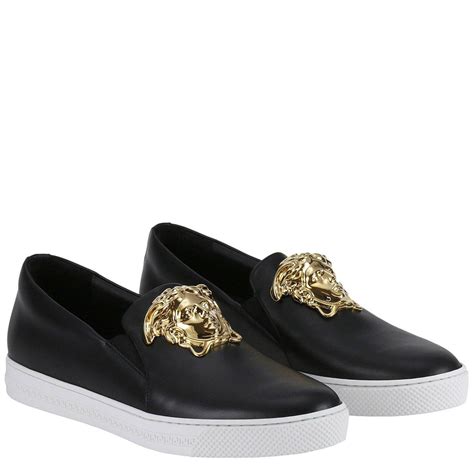 versace male models shoes